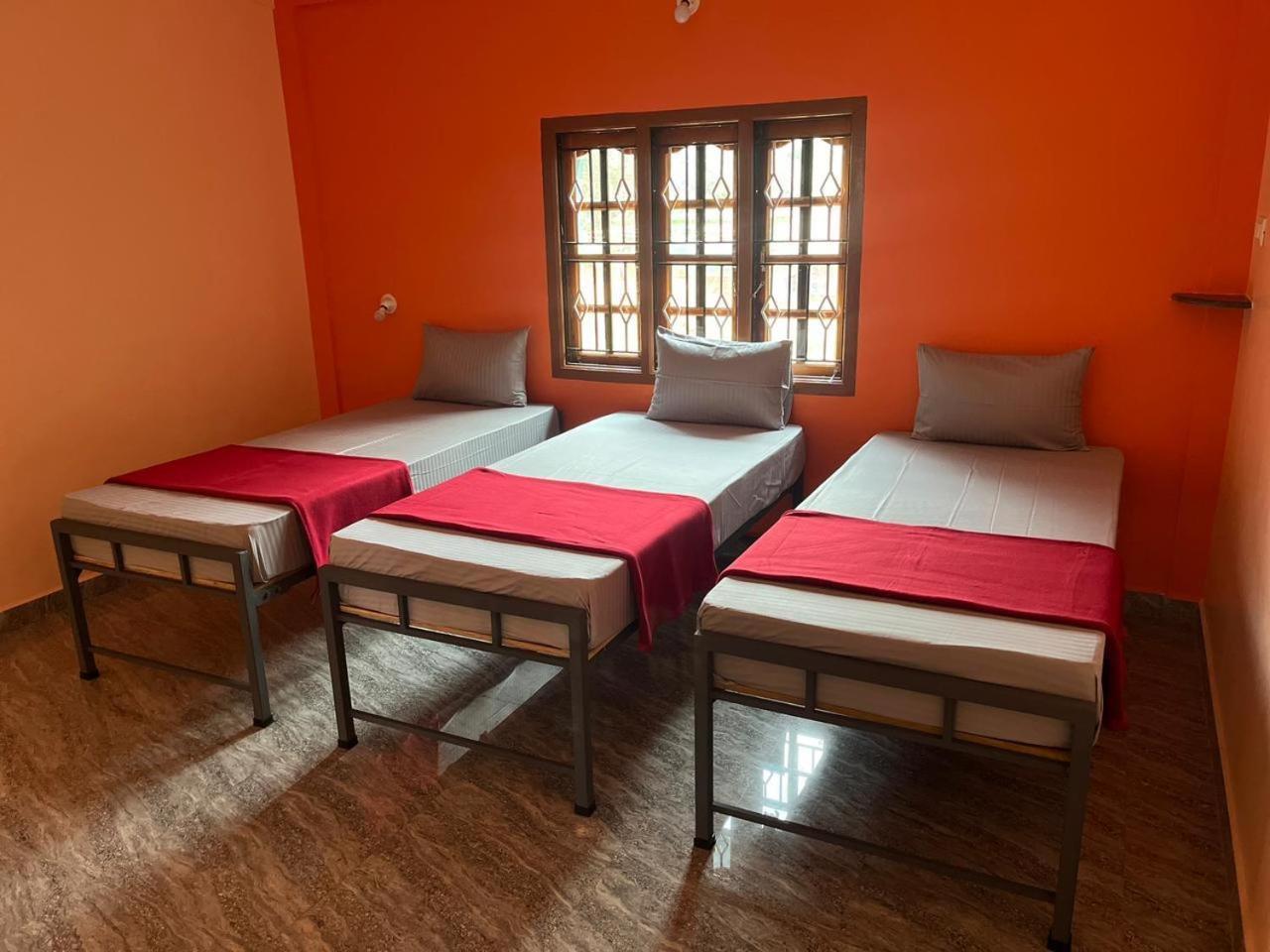 Hostelvk Gokarna Gokarna  Exteriör bild